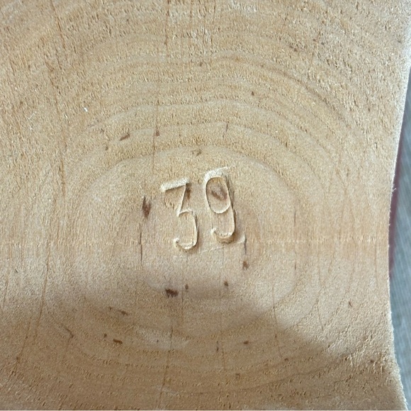 TORPATOFFELN Sz 39 Patent  Leather Wooden Soles Straps Removed Leather Clogs - Picture 12 of 13